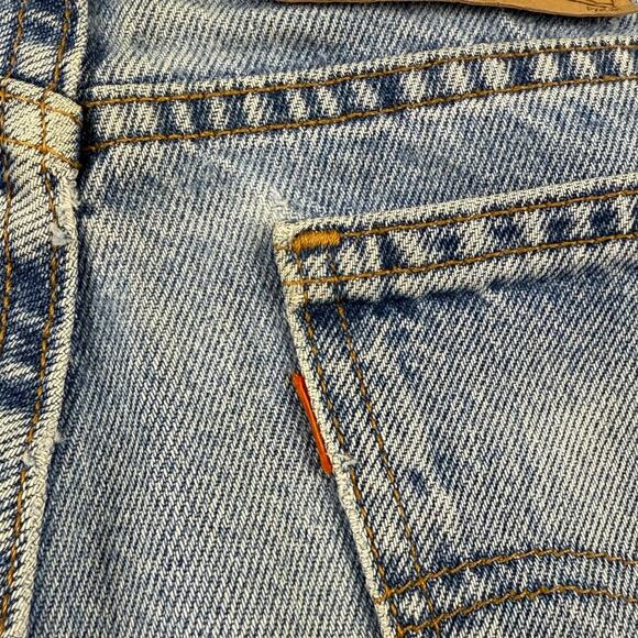 Vintage Levis 560 Light Blue Denim Faded Jeans 90s Orange Tab Fits like 32x28 - Picture 4 of 10